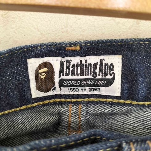 アベイシングエイプ A BATHING APE キャラクター刺繍デニムパンツ メンズ JPN:S